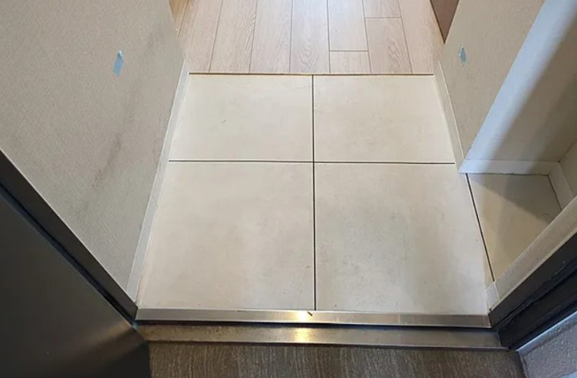 【玄関】