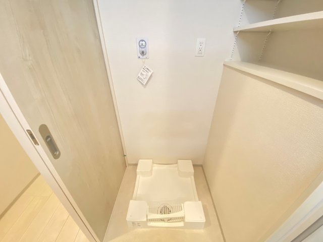 esteOeste難波元町の洗面所