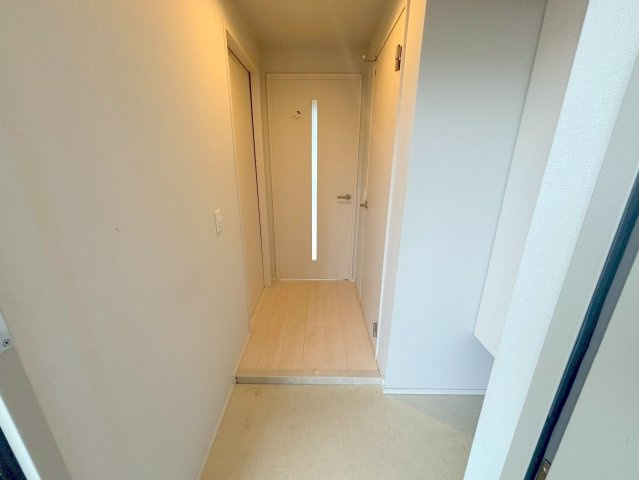 バンクの玄関