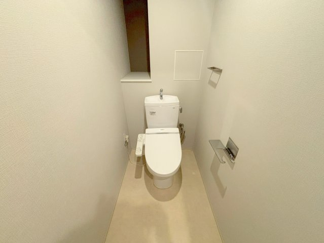 バンクのトイレ