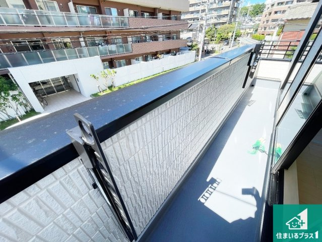 ■西宮市一ケ谷町　新築一戸建てのバルコニー|ワイドバルコニーは洗濯物を干すスペースが広いのでご家族が多くても安心！