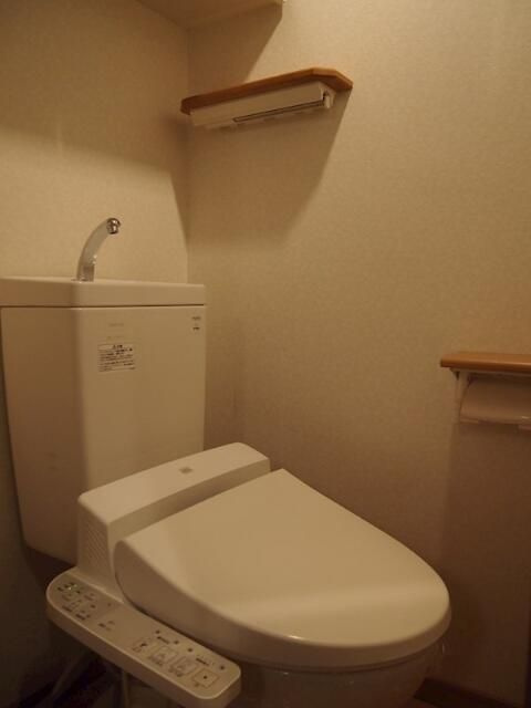 ルーブル南品川のトイレ|落ち着いた色調のトイレです