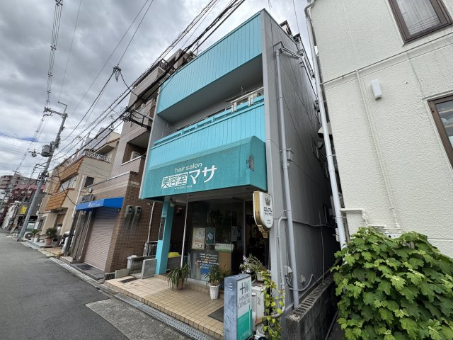 キャロル中桜塚の外観