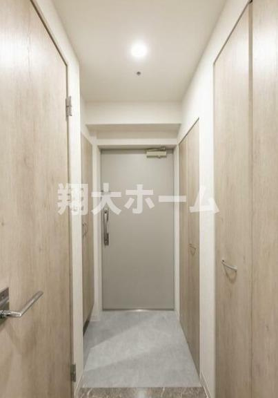 ＳＡＩＯＮ町屋の玄関