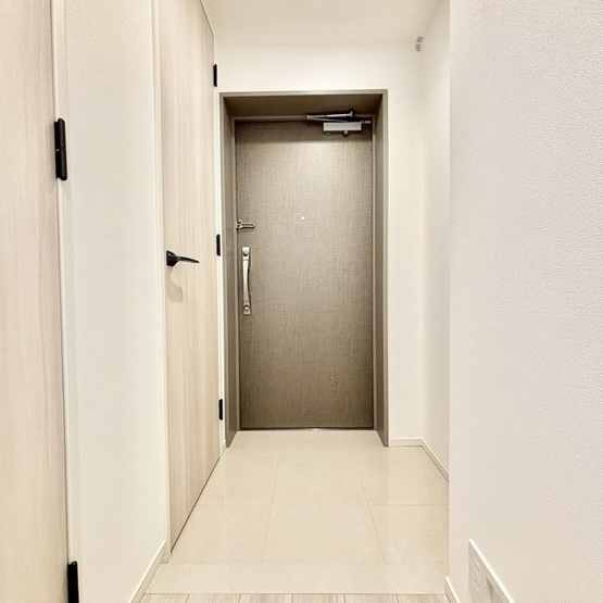 【玄関】 | パークアクシス五反田スカイタワー | ※写真は同タイプ住戸です。