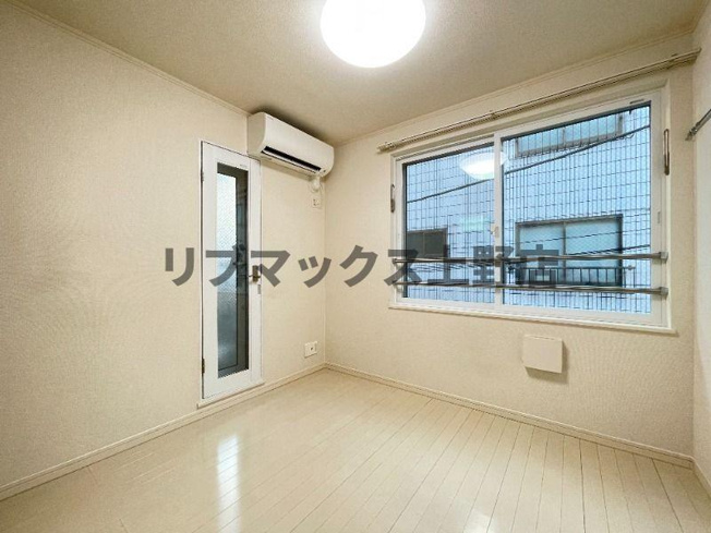 【寝室】エテルノ北千住