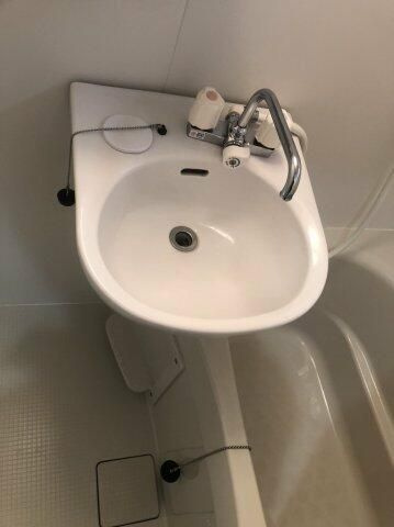 グラン浅間台の洗面所