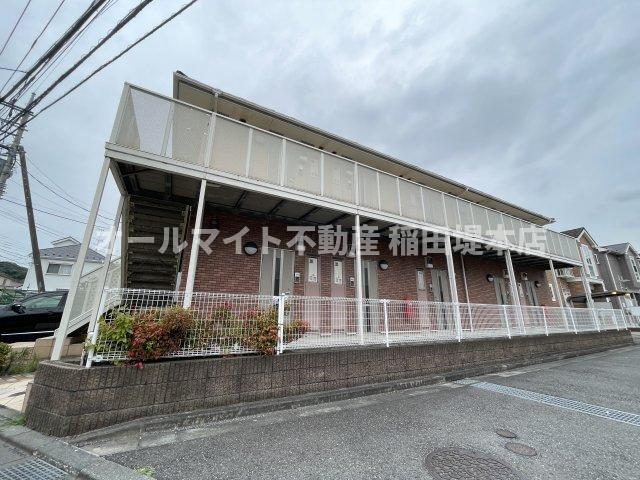 稲城市矢野口のアパートの外観