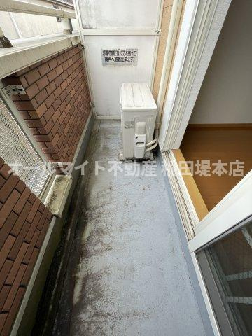 稲城市矢野口のアパートのバルコニー