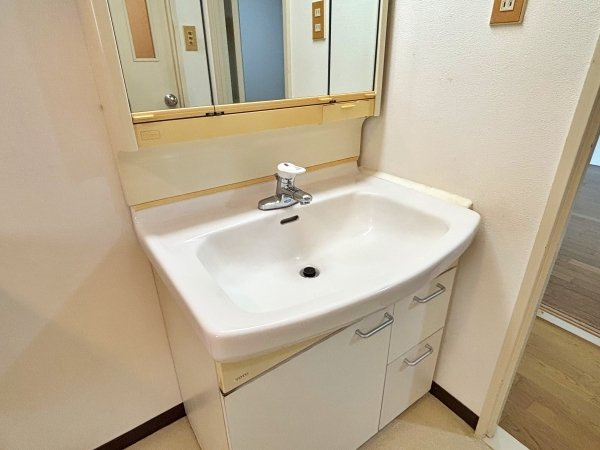 綺麗にお使いの洗面化粧台