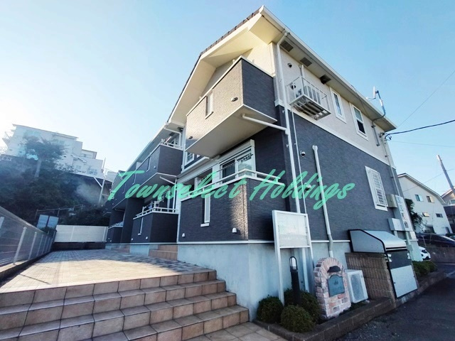 藤沢市今田のアパートの外観