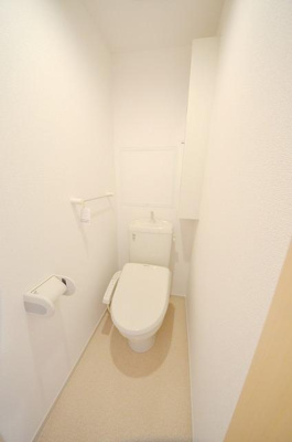 【トイレ】 | サニー・レジデンス | 他のお部屋の写真です