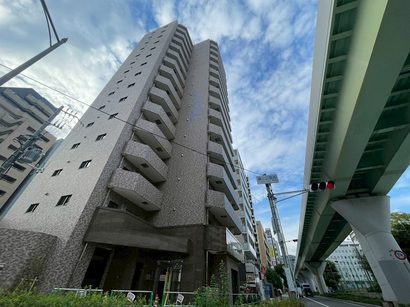 リーガル神戸三宮2の外観