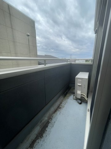 荒茅町　3F建車庫付き中古戸建のバルコニー