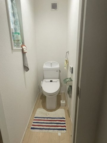 荒茅町　3F建車庫付き中古戸建のトイレ