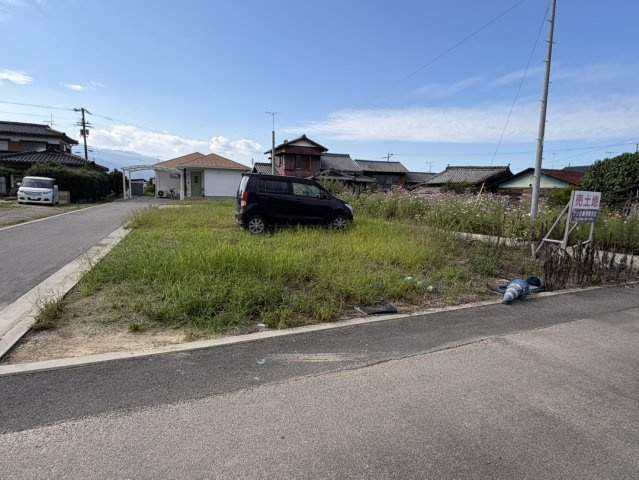 西条市石田　売土地の外観