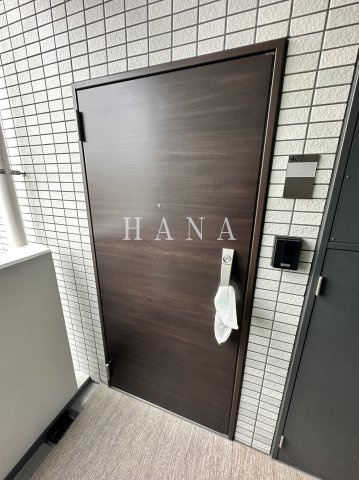 ミライズ柴又レジデンスの玄関