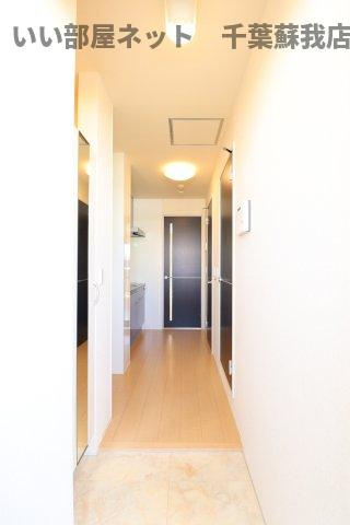 アヴニール21の玄関|落ち着いた玄関です
