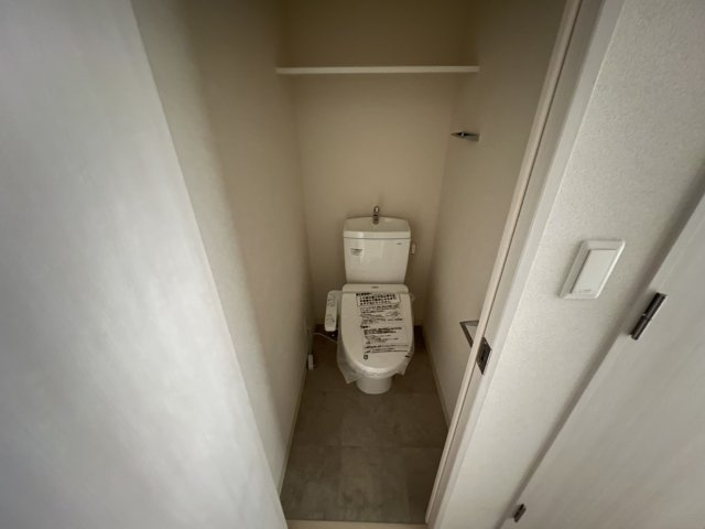 プレサンス大国町アドロッソのトイレ