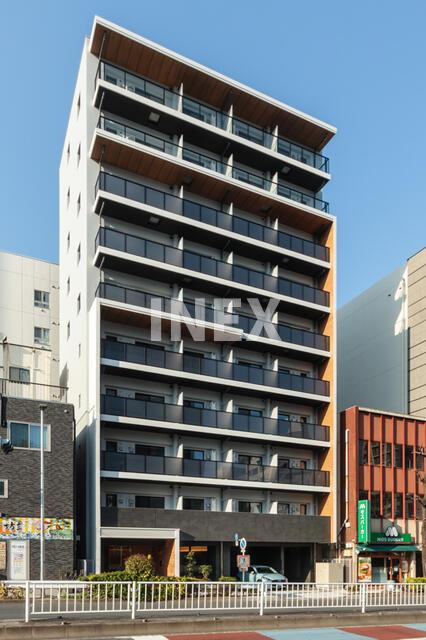 横浜市西区浅間町１丁目の賃貸マンションの外観