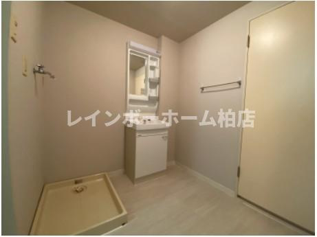特典：仲介手数料が50％OFFです‼の設備|室内洗濯機置き場です
