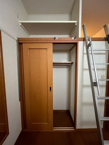 レオパレスGLANZ　OBERの収納