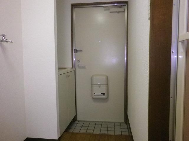 スターハイツの玄関