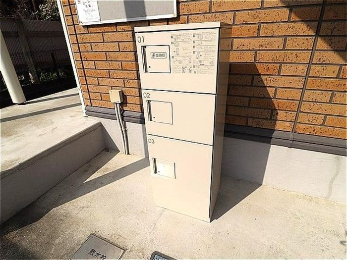 エレヴァートのその他共用部分|宅配ボックスです