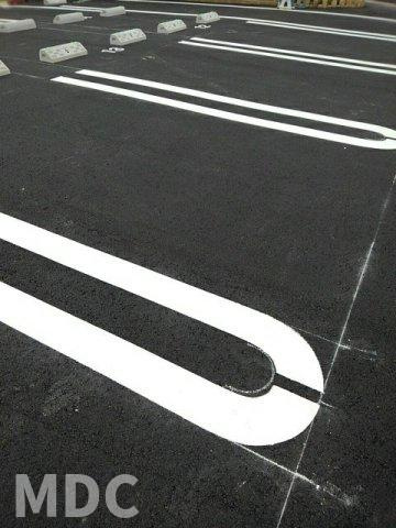 サン　ウィステリア　Ⅰの駐車場
