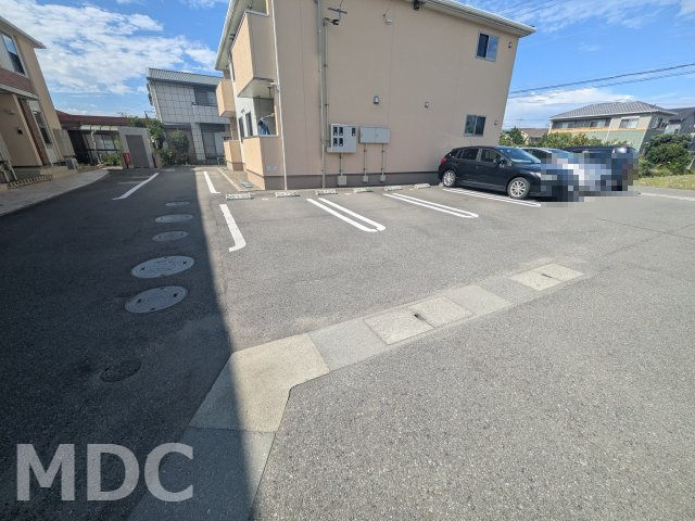サン　ウィステリア　Ⅰの駐車場