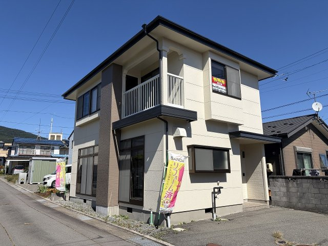 岡谷市神明町３丁目の中古一戸建の外観