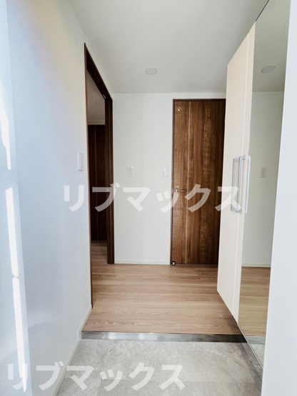 【玄関】
