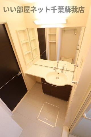 エスポワールの独立洗面台|朝の身支度には欠かせない独立洗面化粧台