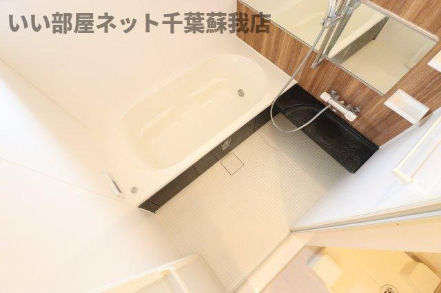 エスポワールの浴室|落ち着いた空間のお風呂です