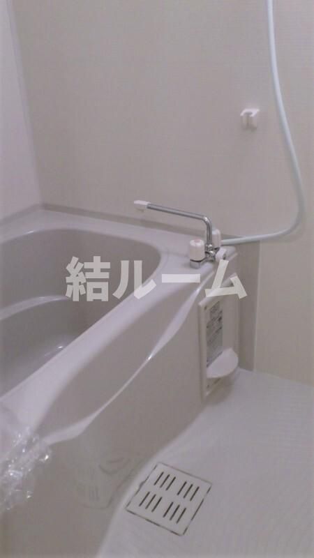 新宿区中落合２丁目の賃貸マンションの浴室