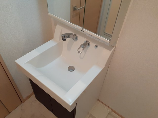 ヴァンクレールⅢの洗面所