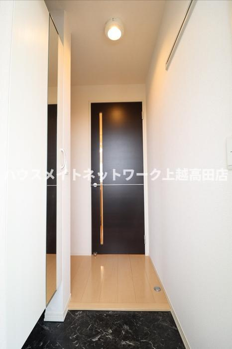グランコンフォート Ａの玄関|玄関（参考同型Ａ202室内写真）