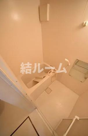 中野区大和町２丁目のアパートの浴室