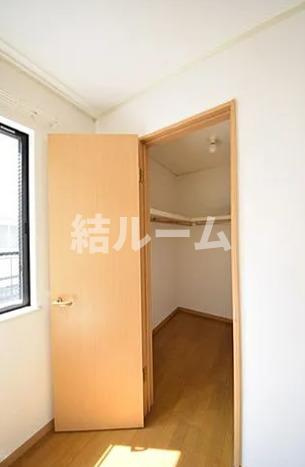 中野区大和町２丁目のアパートの収納