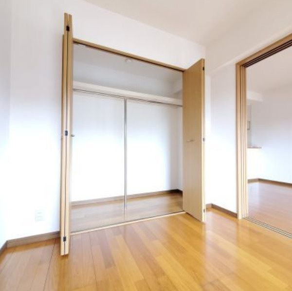 熊本市北区弓削６丁目の賃貸マンションの収納|洋室
