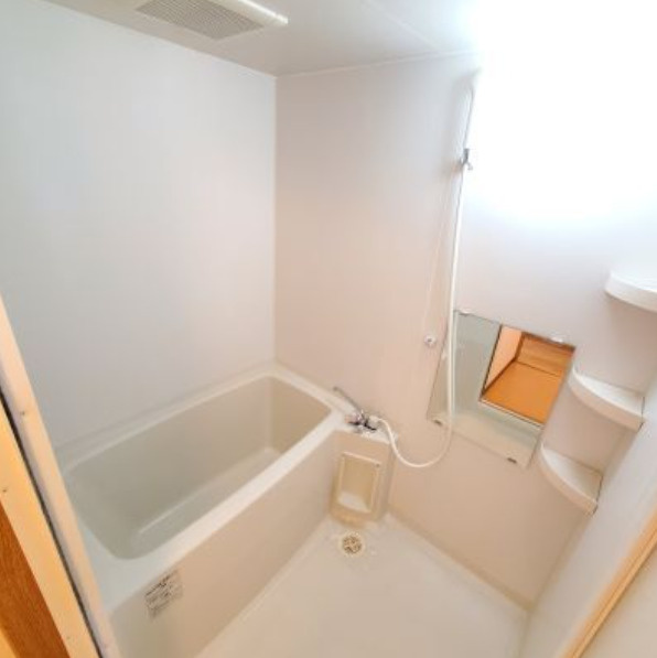 熊本市北区弓削６丁目の賃貸マンションの浴室|お風呂です