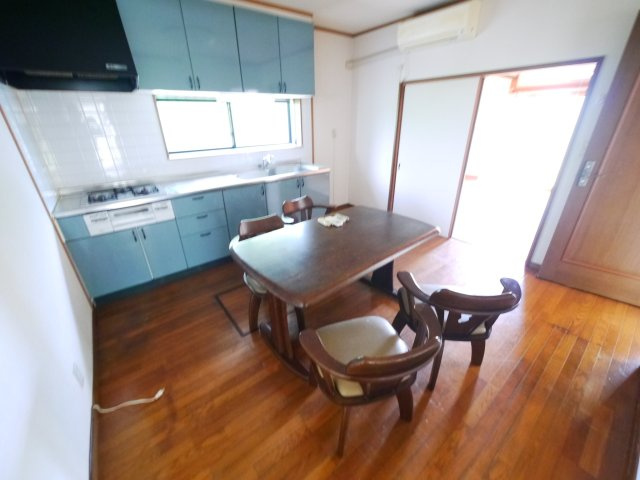 東金市田間  平屋中古戸建 のキッチン|内装リフォーム済み令和8年9月  2DKサンルーム付平屋 カーポート1台　
