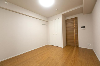 【居間・リビング】 | ＲＥＳＩＤＥＮＣＥ　大鳥居 | ※写真は同タイプ住戸です。