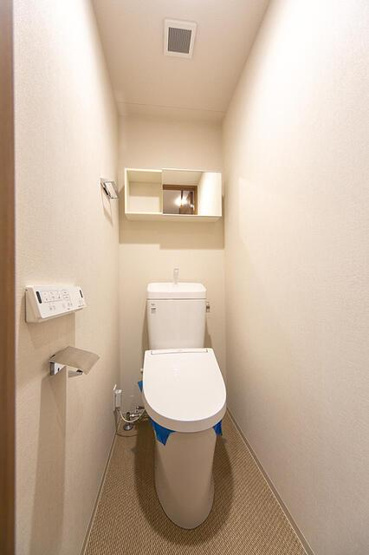 【トイレ】 | ＲＥＳＩＤＥＮＣＥ　大鳥居 | ※写真は同タイプ住戸です。