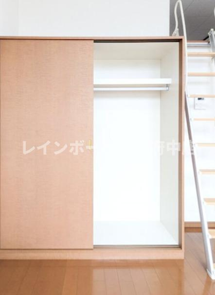 メインシティガーデン 新井弐番館の収納