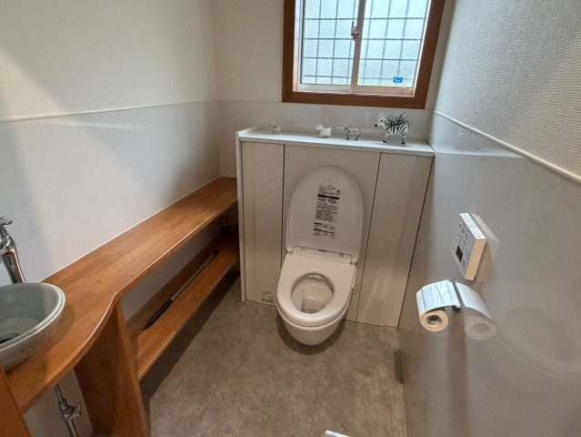 西条市安用　中古住宅のその他
