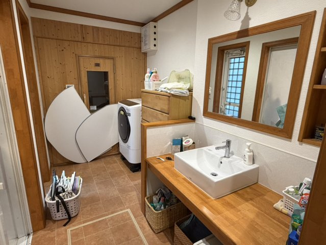 西条市安用　中古住宅のその他