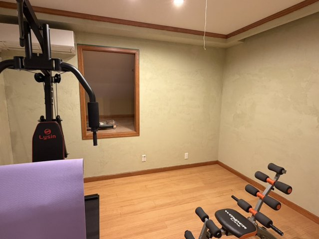 西条市安用　中古住宅のその他