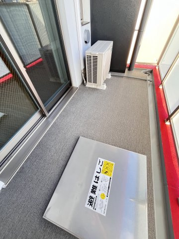 セレニテ蒲生四丁目駅前アリエのバルコニー