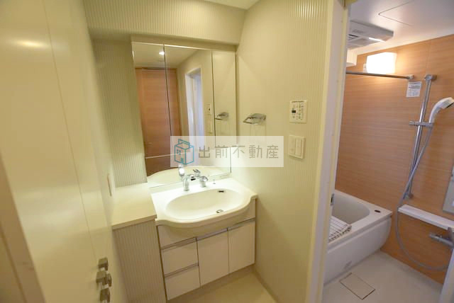 日神パレステージ板橋滝野川の洗面所